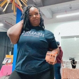 Meet your Posher, Sade